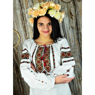 Embroidered blouse "Beautiful Style Handmade"